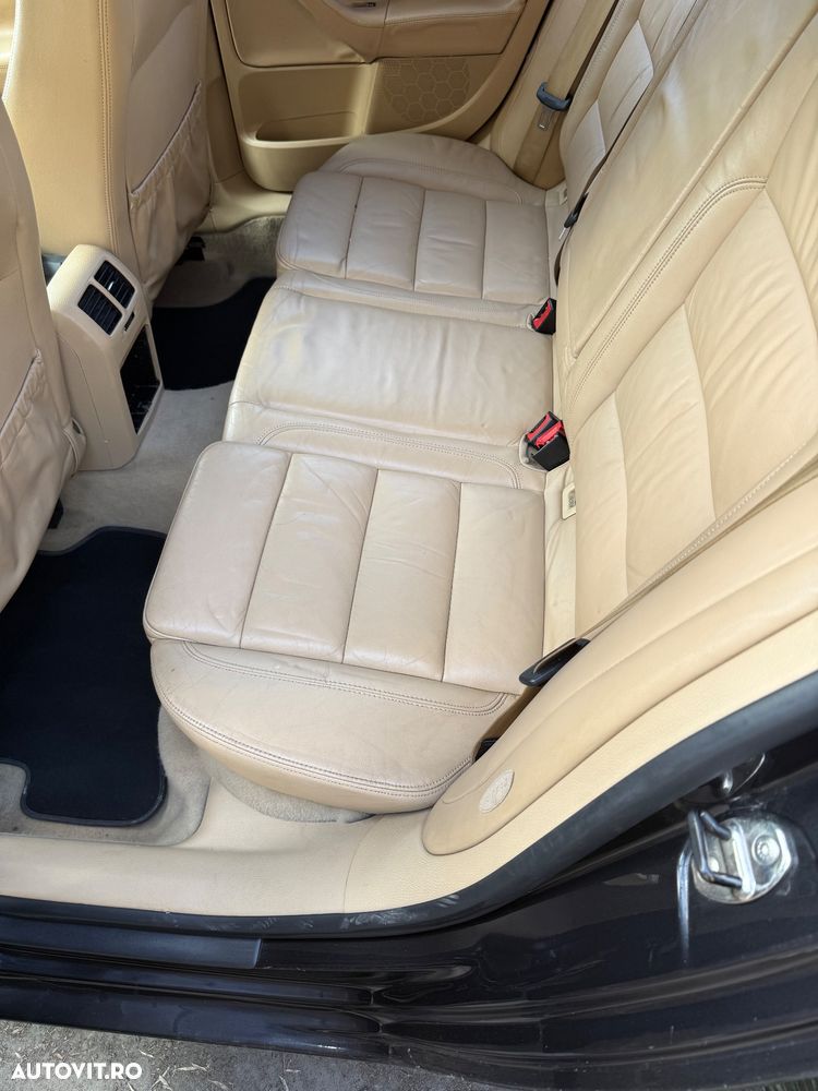 Volkswagen Golf 1.9 TDI DSG Individual - 10