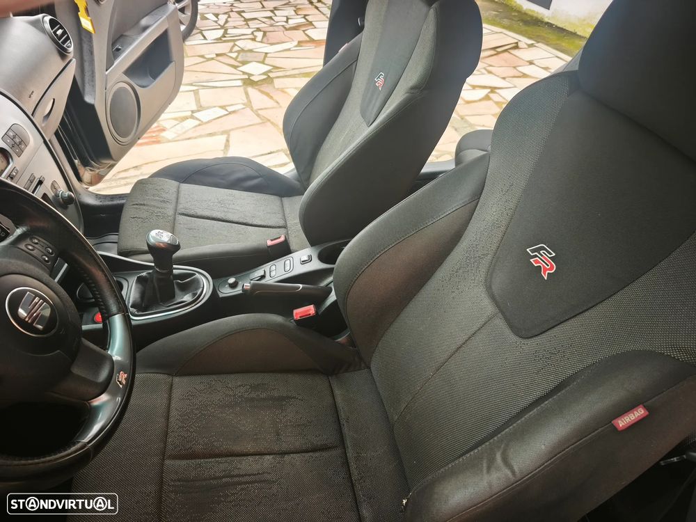 SEAT Leon 2.0 TDI DPF FR - 28