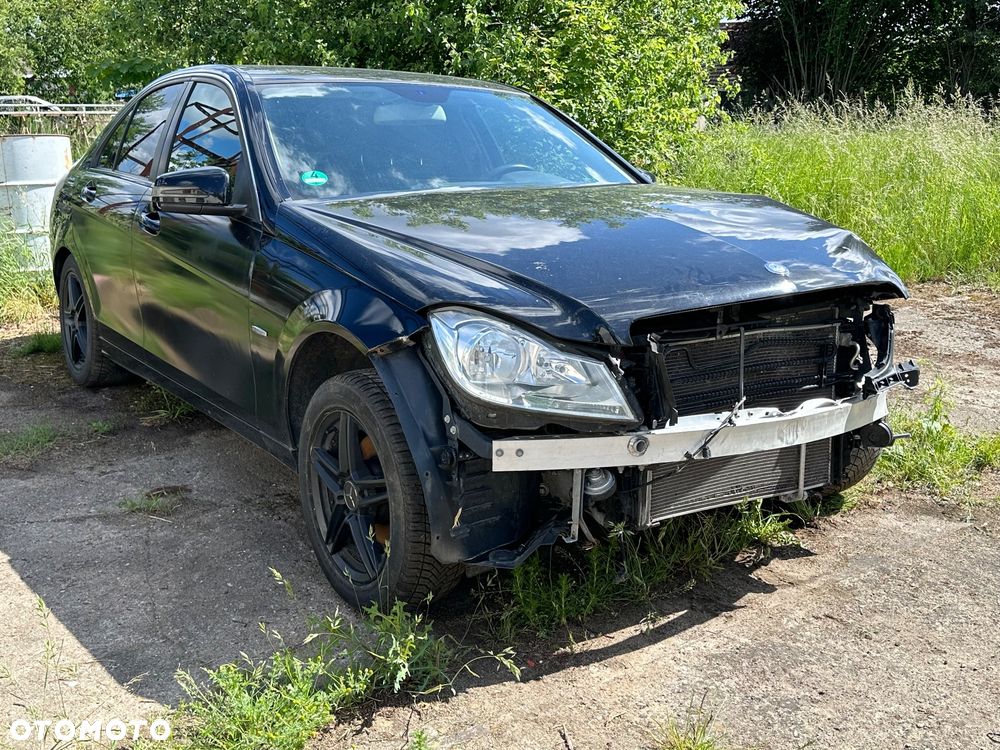 Mercedes-Benz Klasa C 200 CDI DPF (BlueEFFICIENCY) Elegance - 1