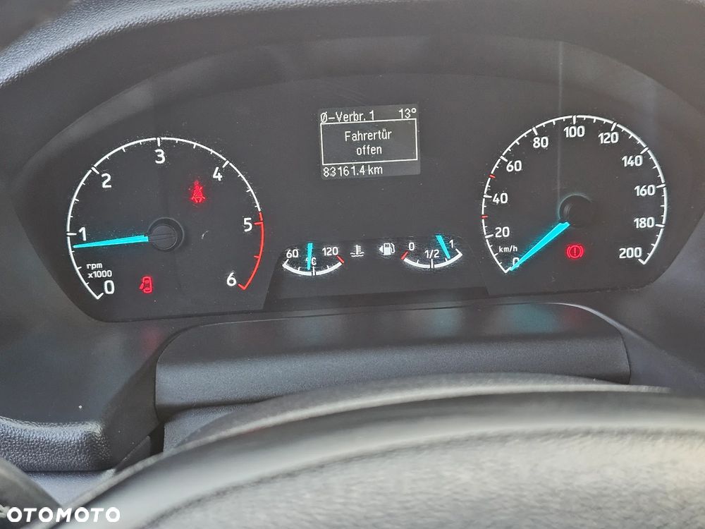 Ford TRANSIT CUSTOM - 12