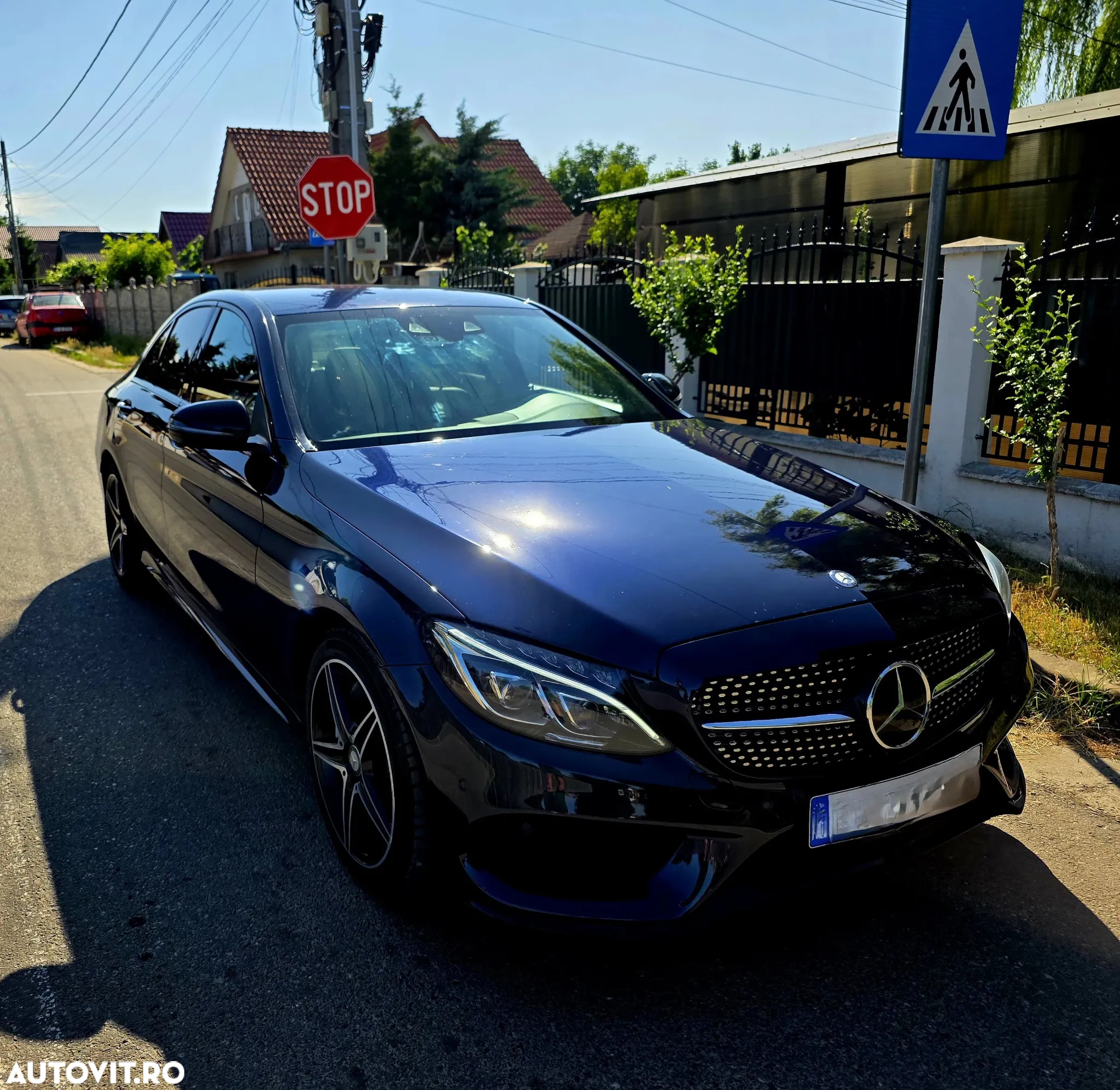Mercedes-Benz C 400 4Matic 9G-TRONIC AMG Line - 9