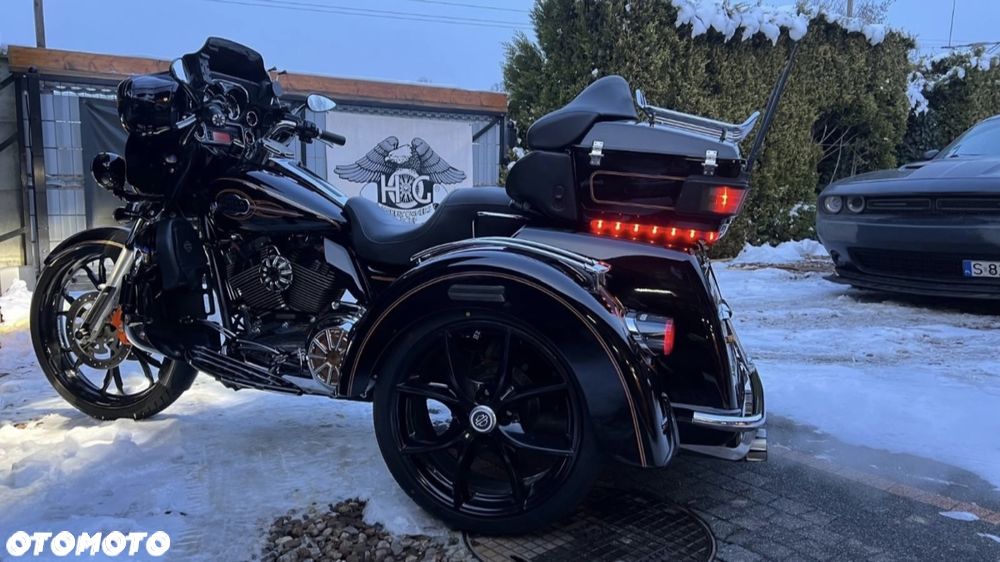 Harley-Davidson Street Glide Trike - 3