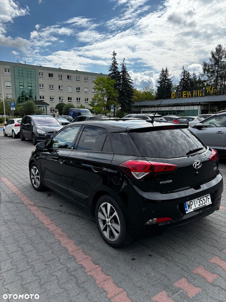 Hyundai i20 1.1 CRDi BlueDrive Comfort - 2