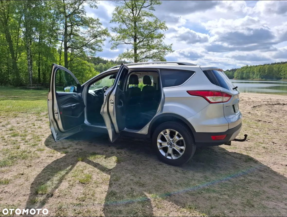 Ford Kuga - 1