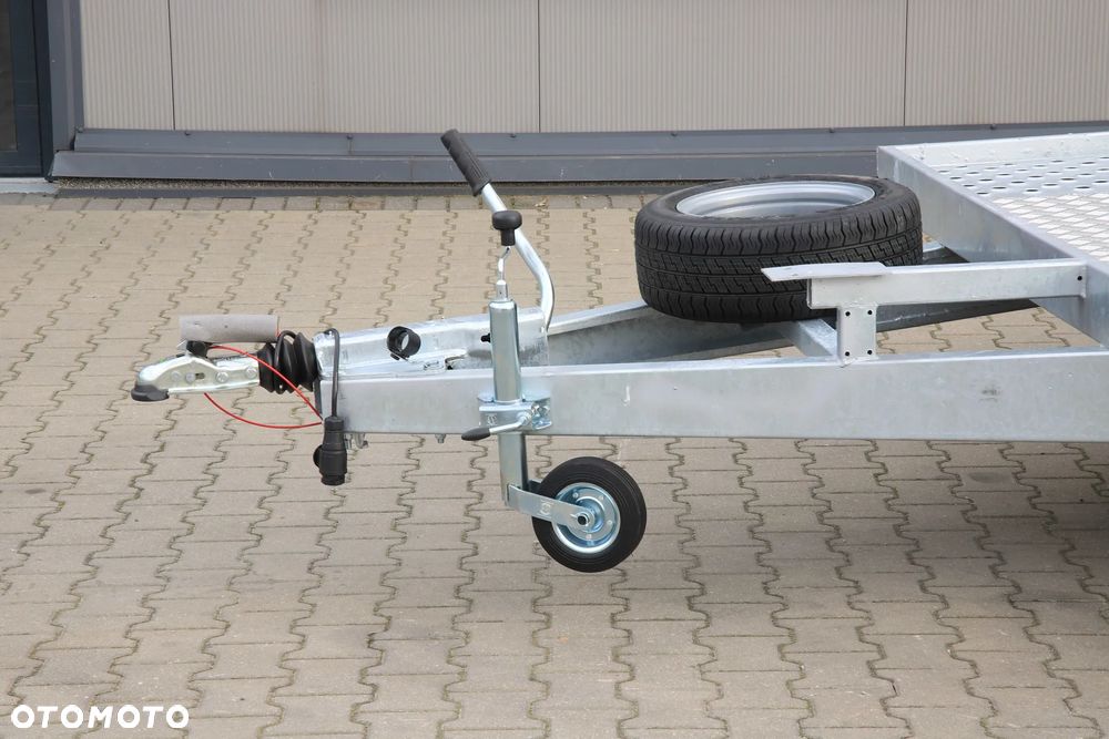 Gala BBG Gala TAURUS T4527SL 4,5 m x 2,05 m wypełnienie alu ryfel Full LED  DMC 2700kg Koła 195R13C - 2