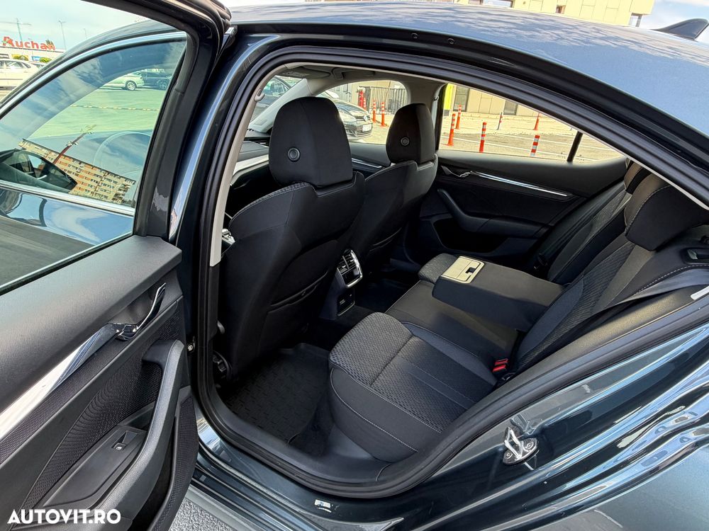 Skoda Octavia 2.0 TDI DSG Style - 13