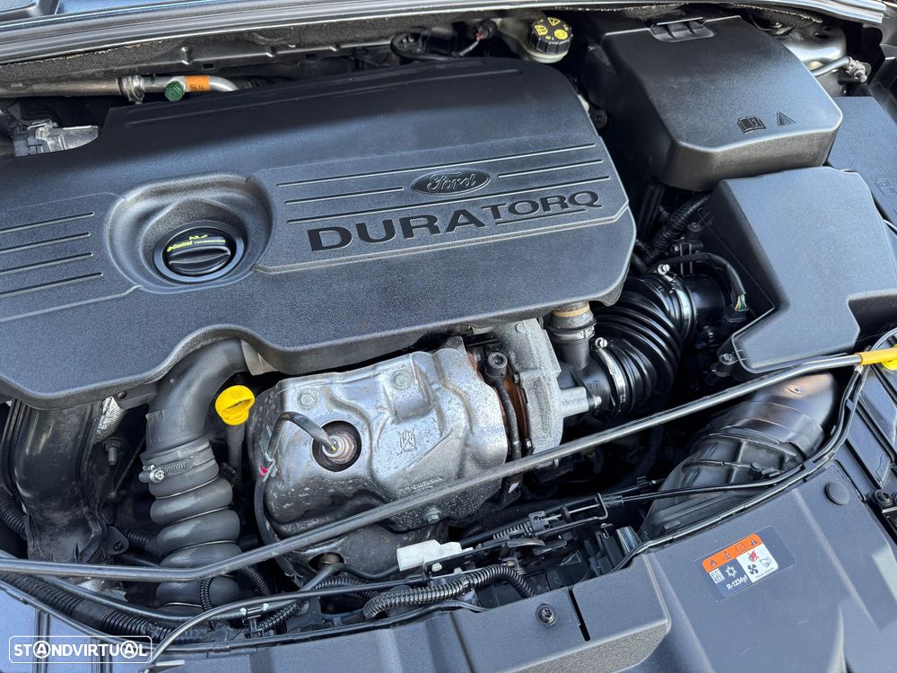 Ford Focus SW 1.5 TDCi EcoBlue ST-Line - 15