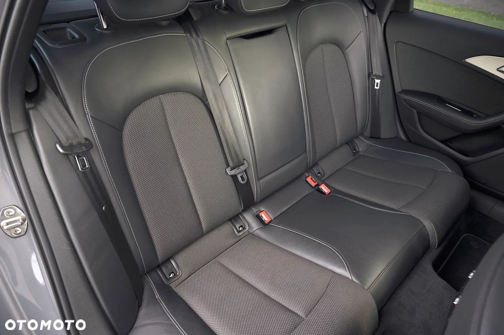 Audi A6 Avant 2.0 TDI Ultra S tronic - 27