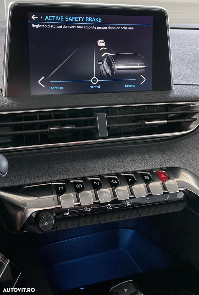 Peugeot 3008 2.0 BlueHDI S&S EAT8 GT - 24