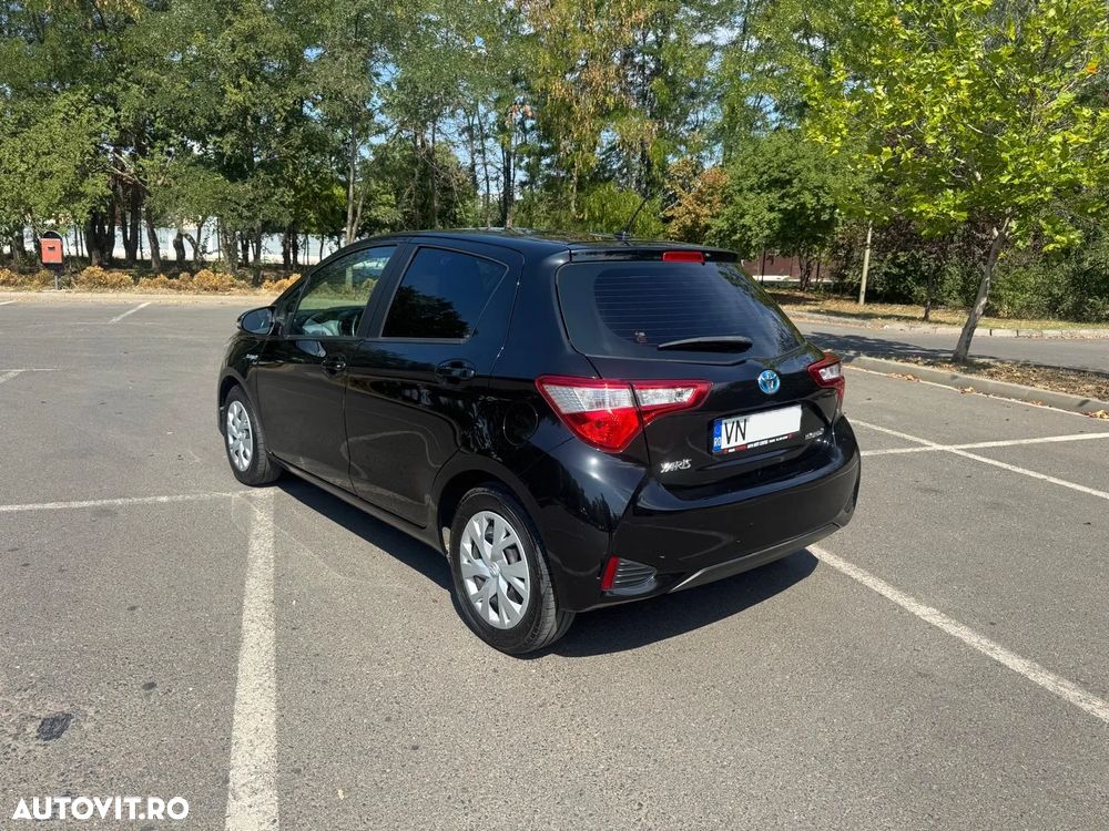 Toyota Yaris 1.5 VVT-i HSD Exclusive Premiere - 3