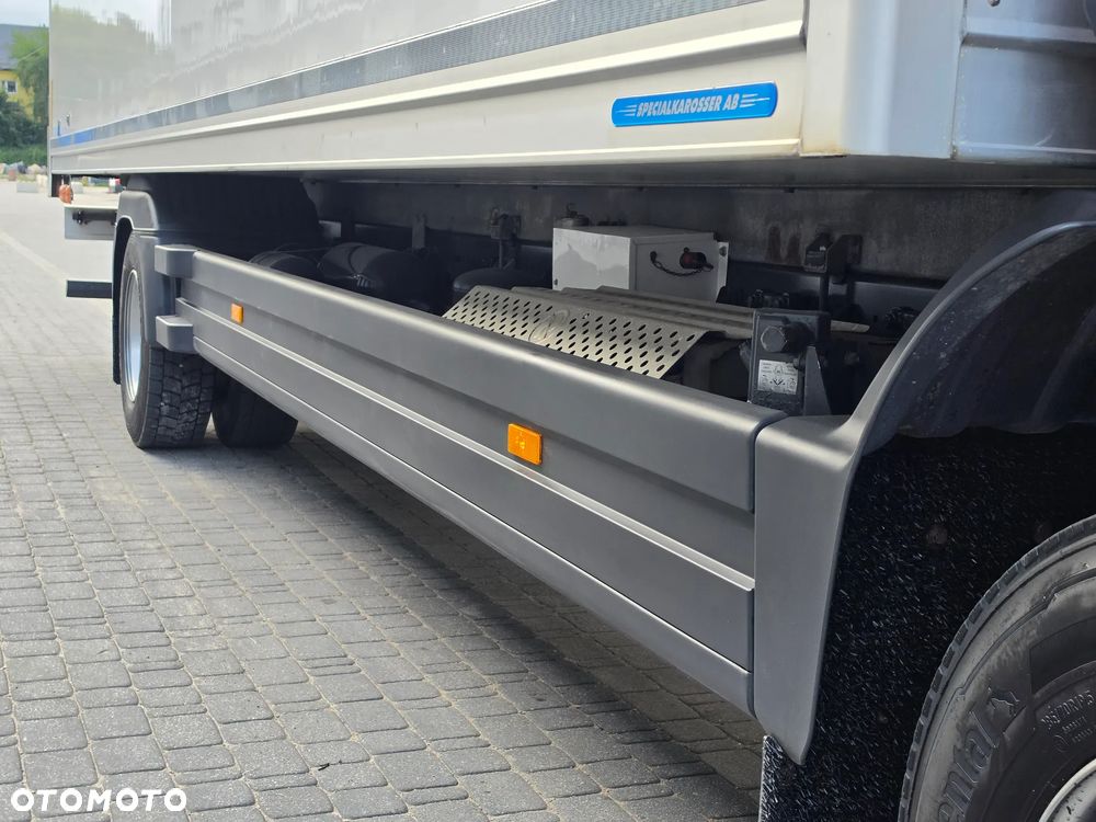 Mercedes-Benz Atego 1524 Chłodnia + Winda /Euro 6 / 2017 / 170 tys. km / 20 EP / Pneumatyka / Tempomat - 4