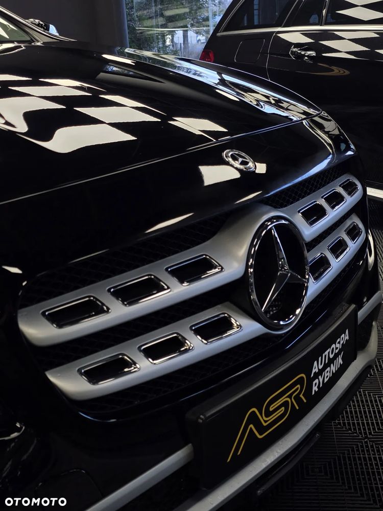 Mercedes-Benz GLA 180 7G-DCT - 8