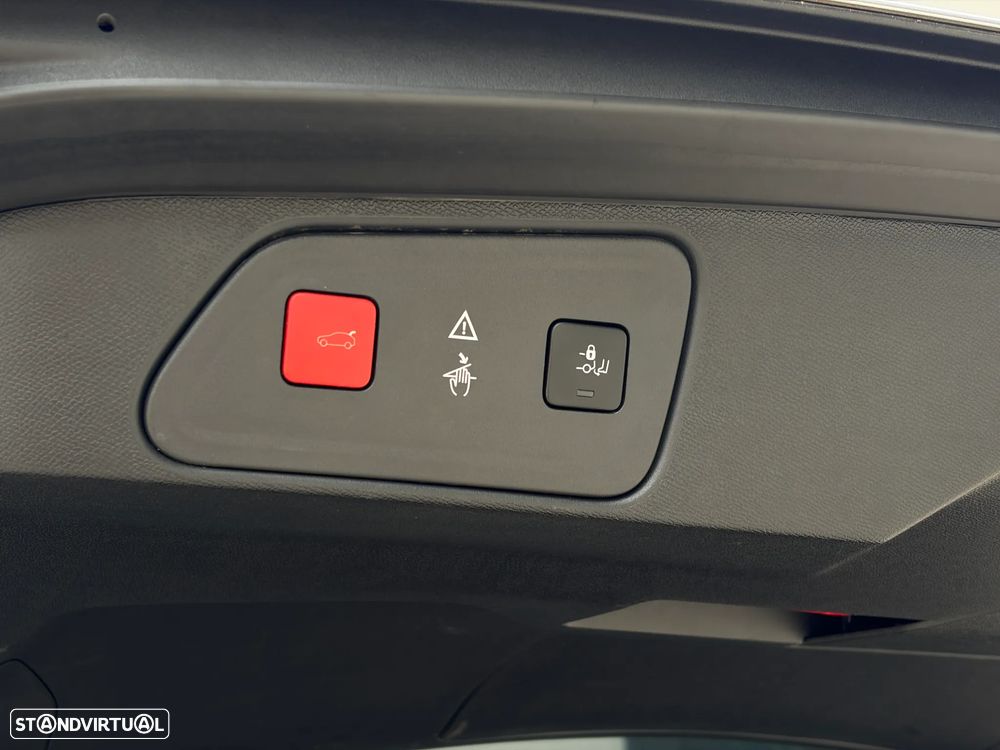 Peugeot 3008 HDi 160 Auto Allure - 23