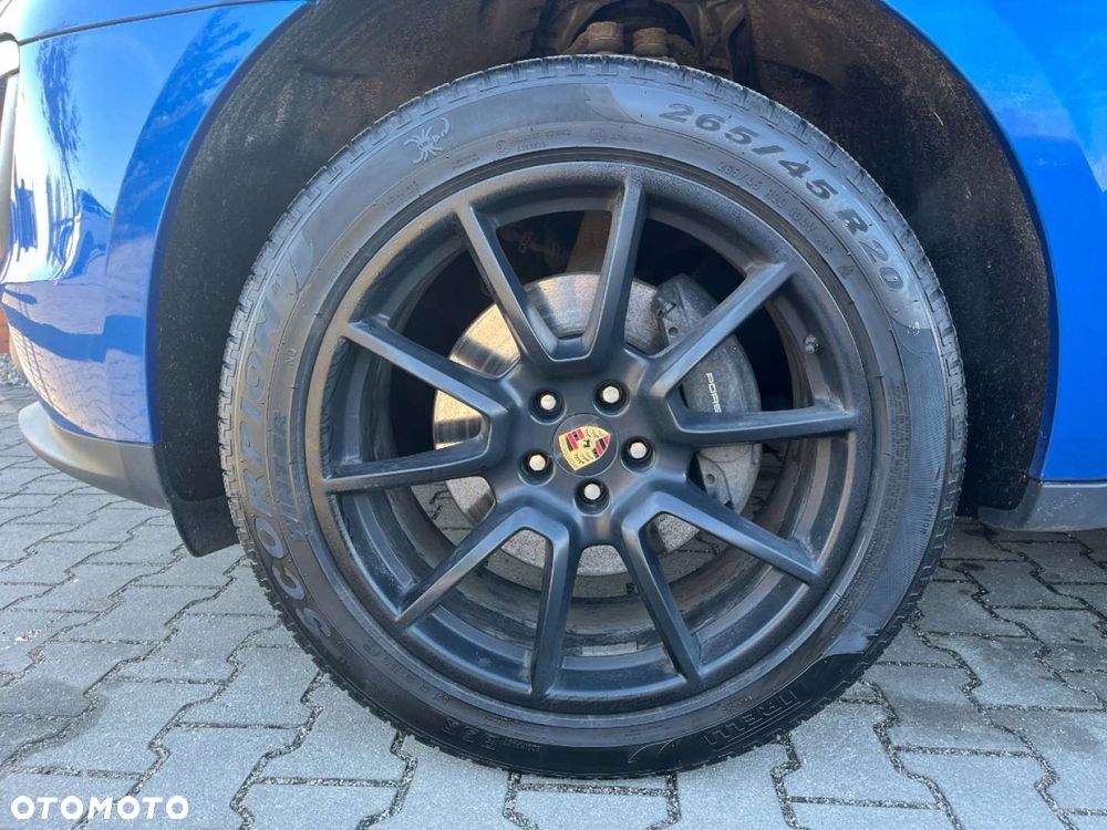 Porsche Macan - 36