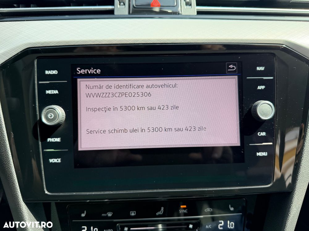 Volkswagen Passat 2.0 TDI SCR - 8