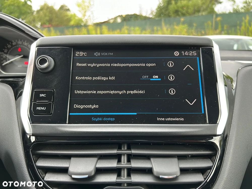 Peugeot 208 1.2 PureTech Style - 33