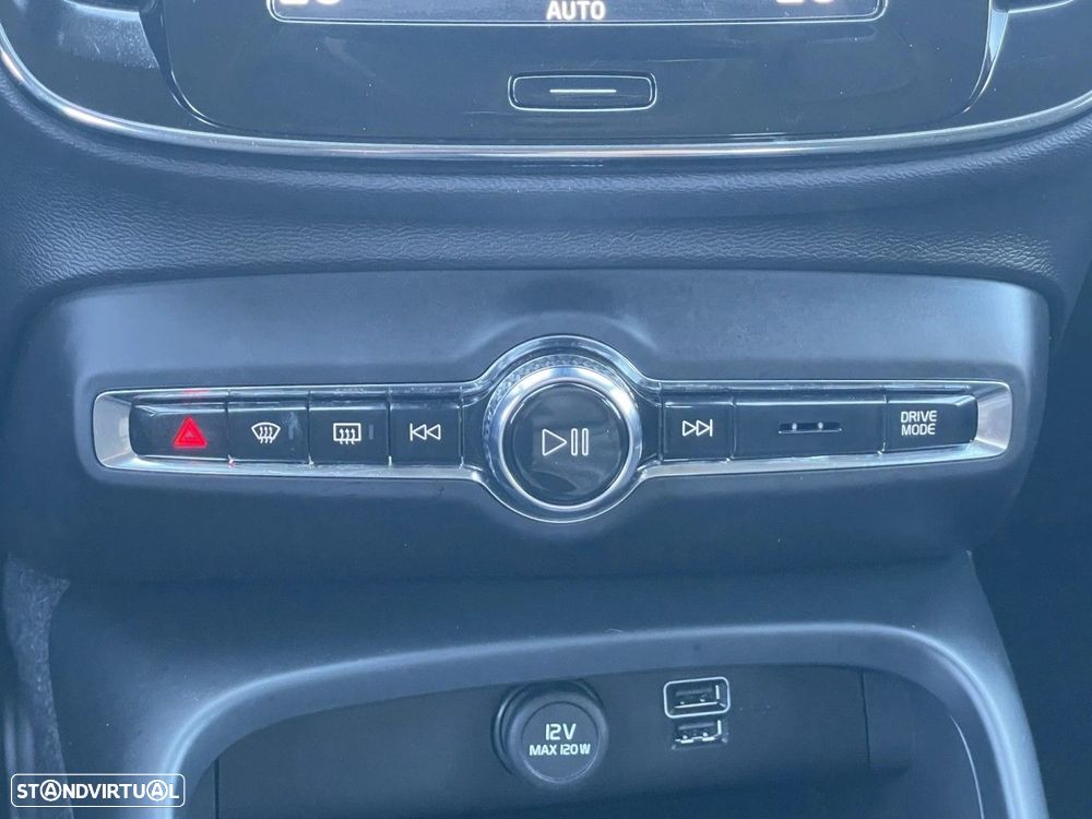 Volvo XC 40 1.5 T4 PHEV Inscription - 18