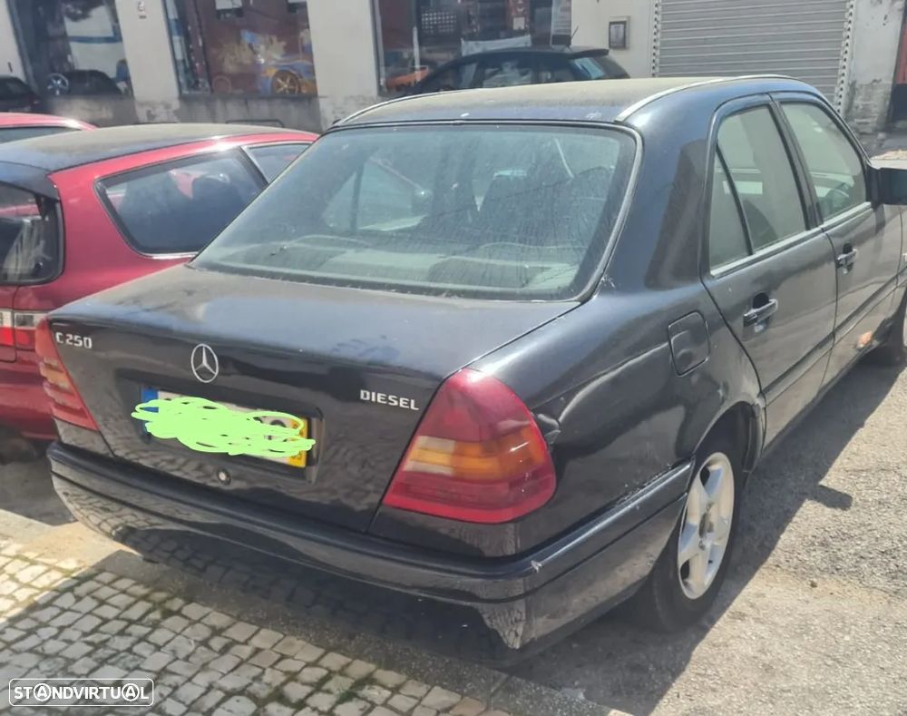 Mercedes-Benz C 250 D Sport - 2