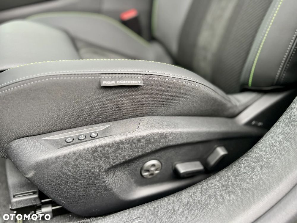 Peugeot 408 1.6 Plug-in Hybrid 240 GT Exclusive e-DCS7 - 18