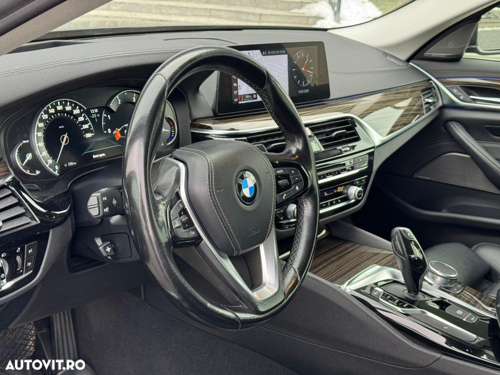 BMW Seria 5 520d AT - 7