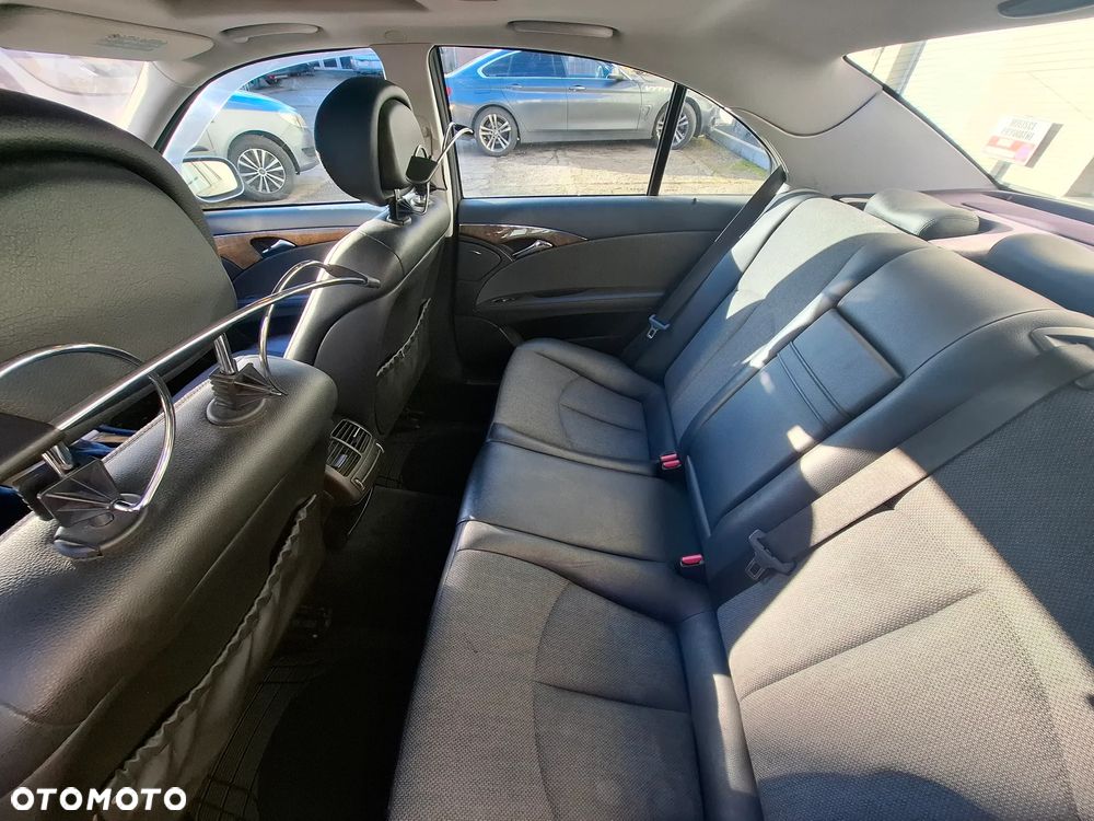 Mercedes-Benz Klasa E 280 CDI 4Matic Automatik Elegance DPF - 6