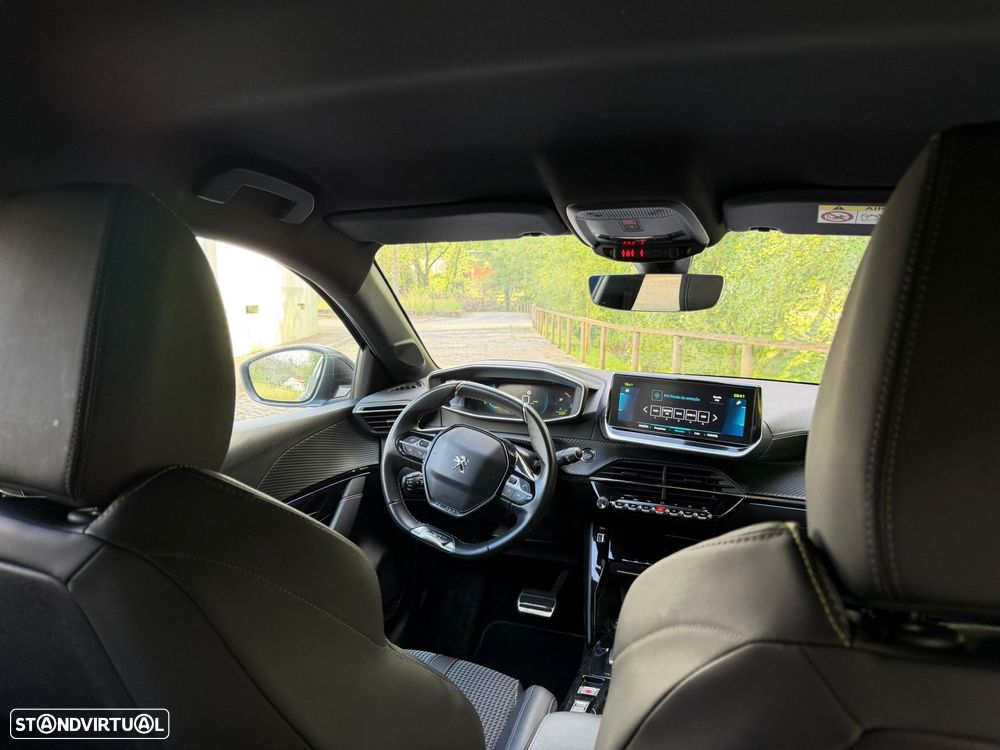 Peugeot e-208 50 kWh GT Line - 14
