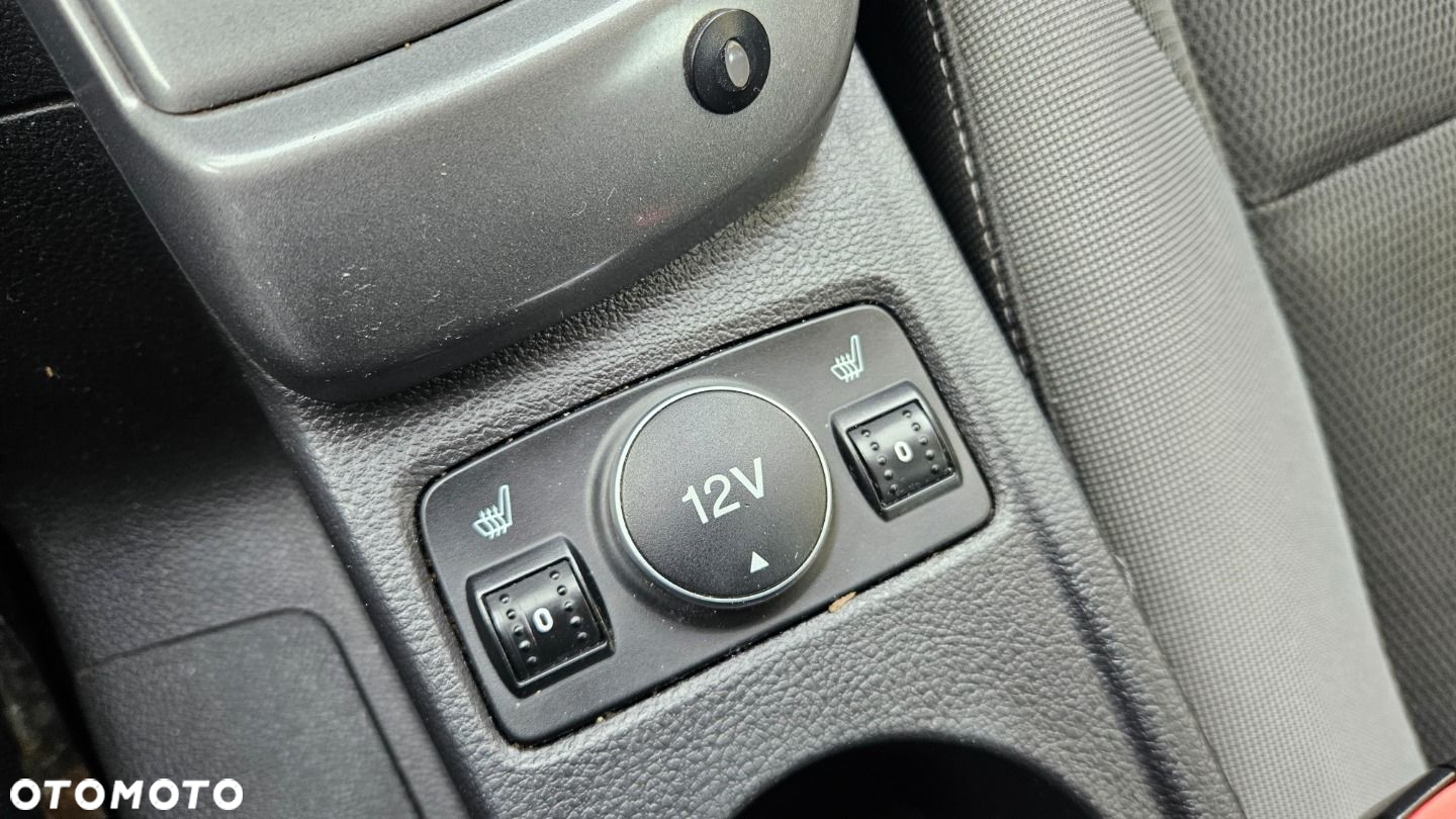 Ford Focus Turnier 1.6 TDCi DPF Start-Stopp-System Ambiente - 21