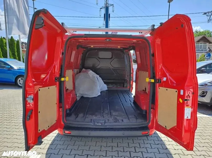 Ford Transit Custom - 11
