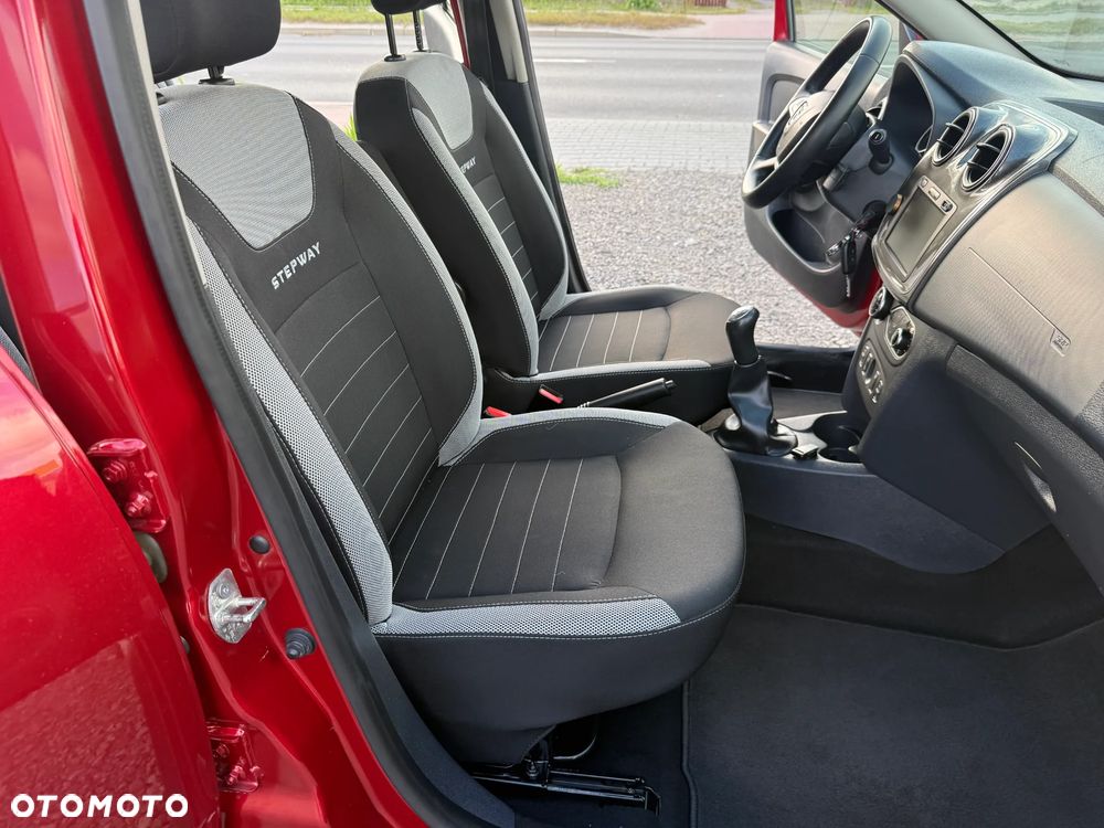 Dacia Sandero Stepway 0.9 TCe Laureate S&S EU6 - 26