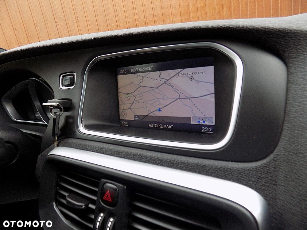 Volvo V40 D3 Drive-E R-Design Momentum - 20
