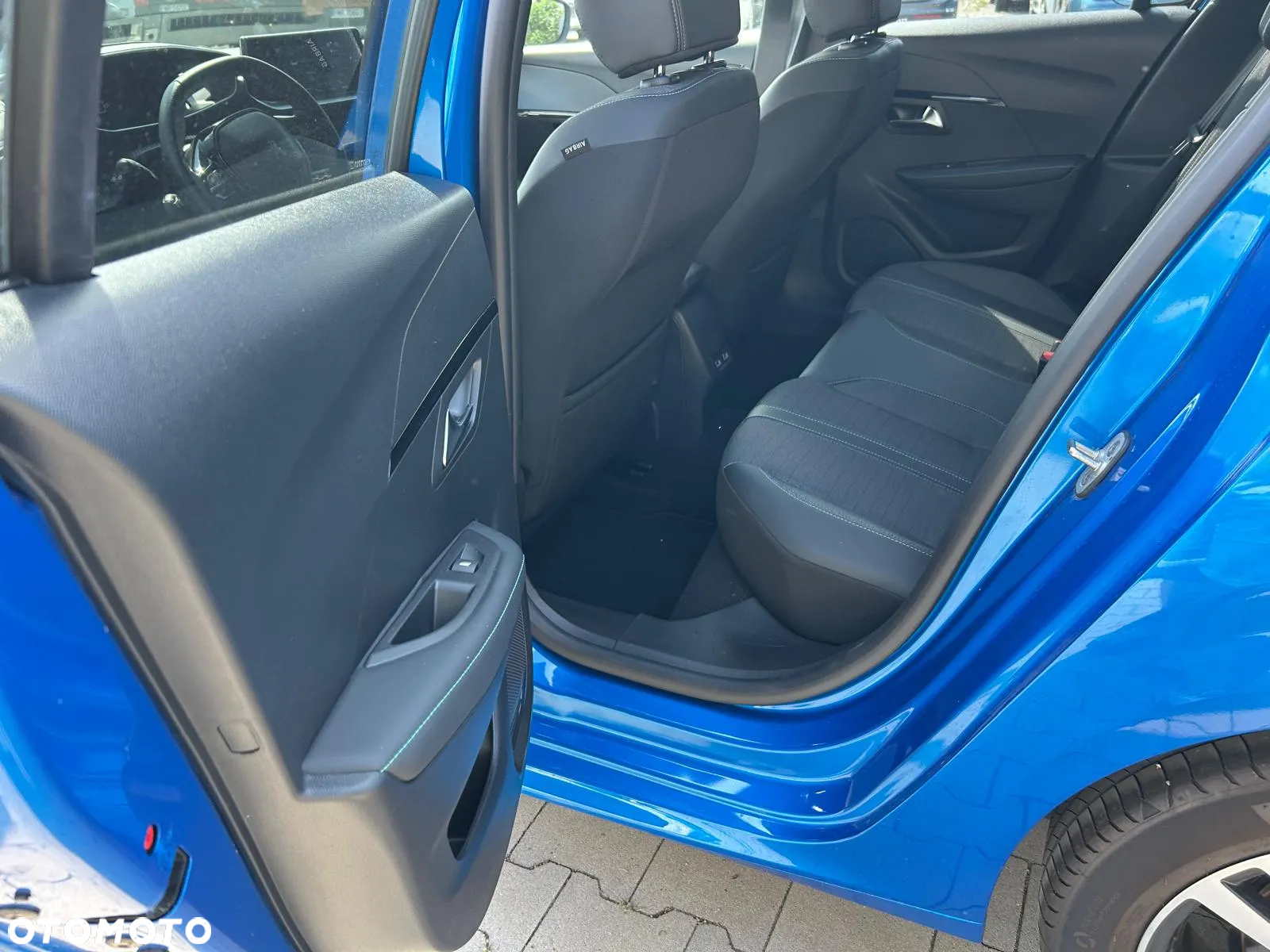 Peugeot 208 PureTech 100 Allure - 20