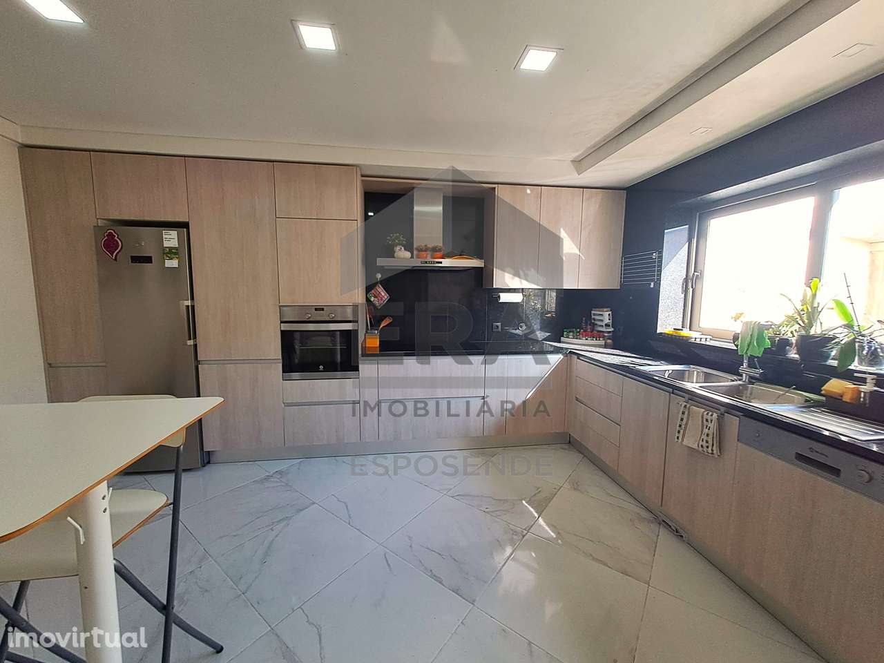 Magnifica moradia nas Marinhas - Grande imagem: 5/30