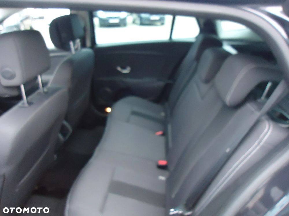 Renault Megane 1.6 16V 110 Expression - 6