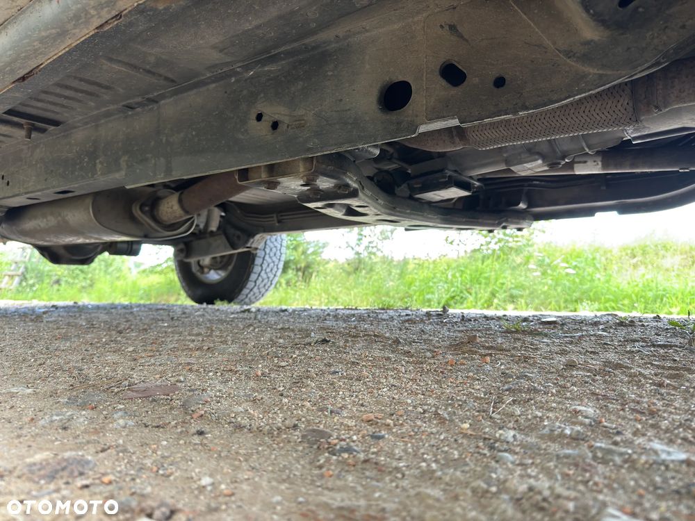 Jeep Cherokee 2.5L CRD Sport - 25