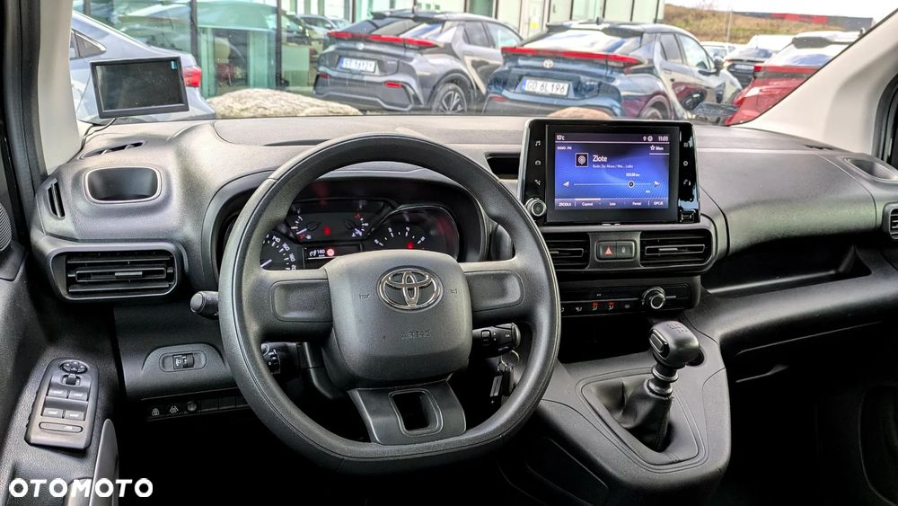 Toyota Proace City Verso Long 1.5 D-4D Business - 11