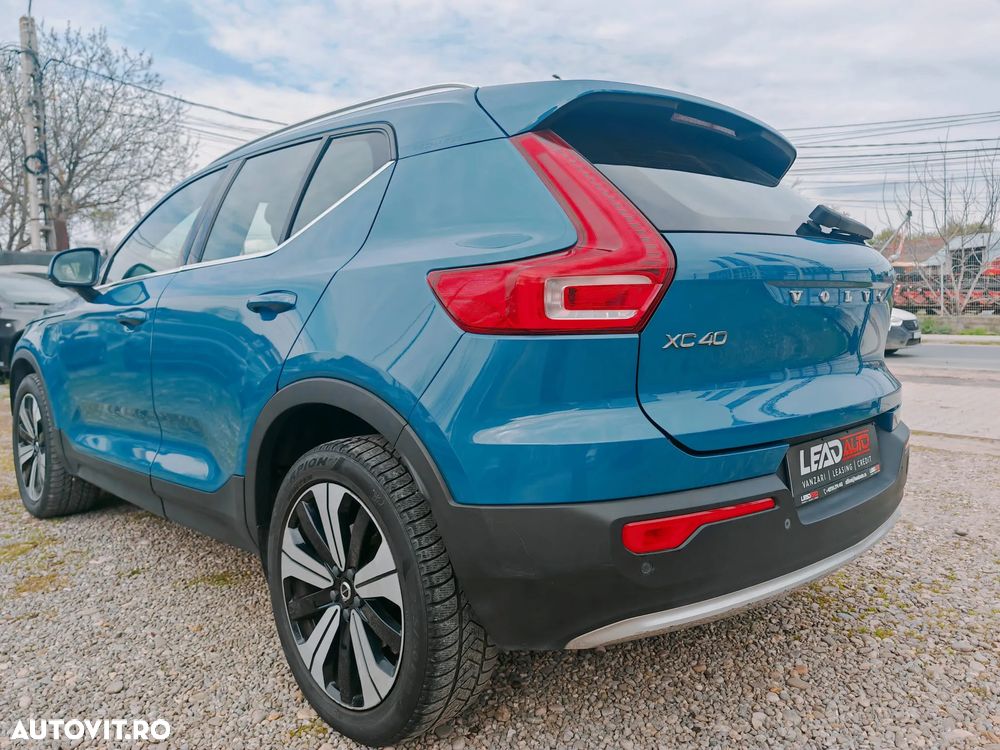 Volvo XC 40 T4 Recharge DKG Ultimate Bright - 4