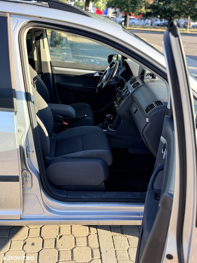 Volkswagen Touran 1.6 TDI DSG Trendline - 13