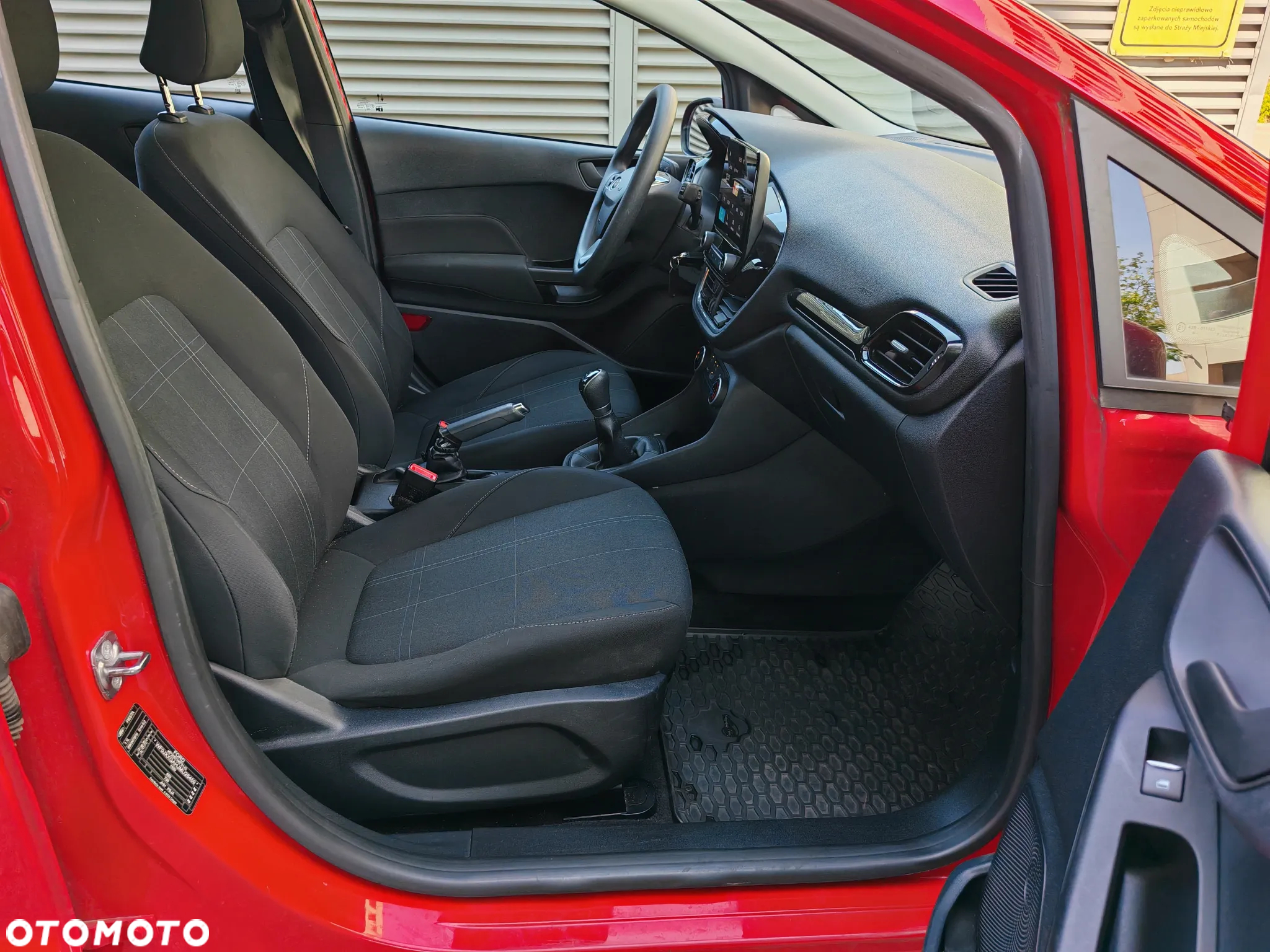Ford Fiesta 1.1 Connected - 16