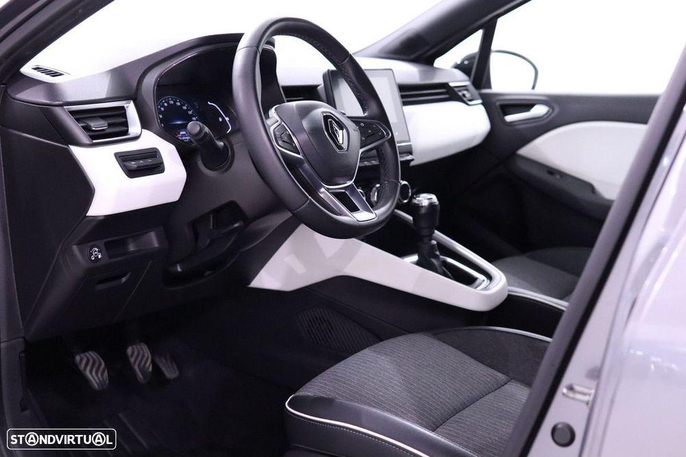 Renault Clio 1.0 TCe Techno Bi-Fuel - 16