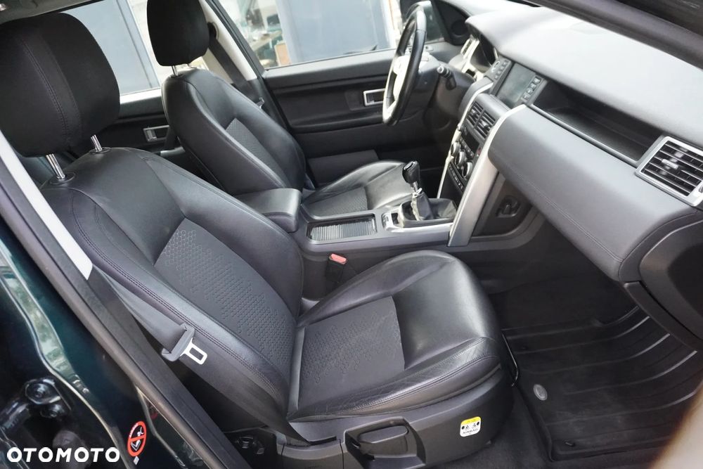 Land Rover Discovery Sport TD4 SE - 32