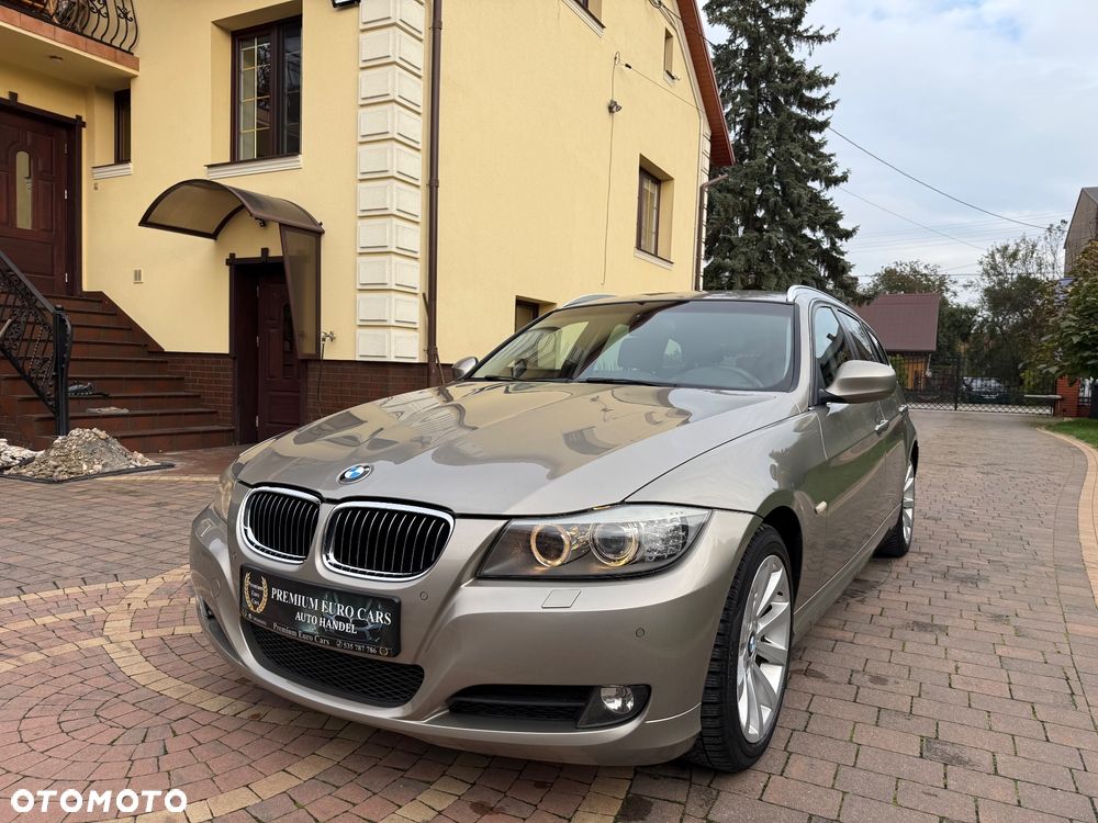 BMW Seria 3 320d Touring Sport-Aut Blue Performance Luxury Line - 8