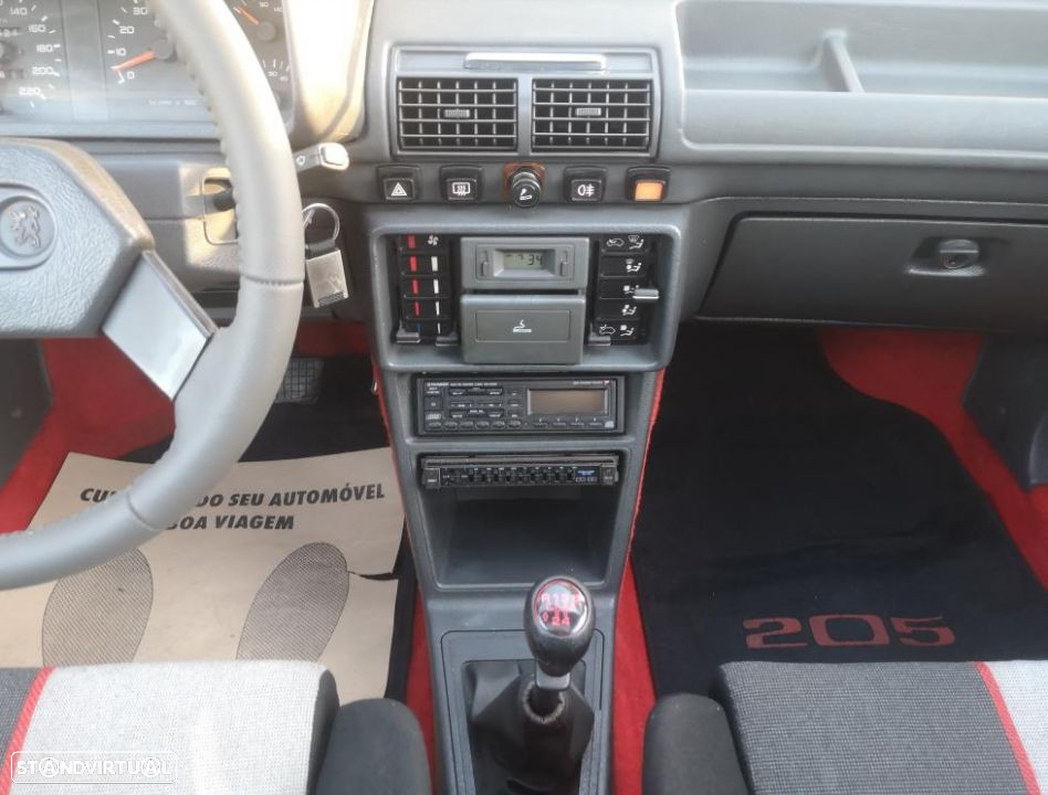 Peugeot 205 1.9 GTi - 17