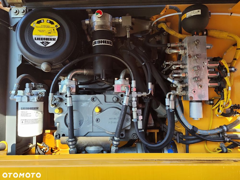 Liebherr R 926 LC Litronic - 17