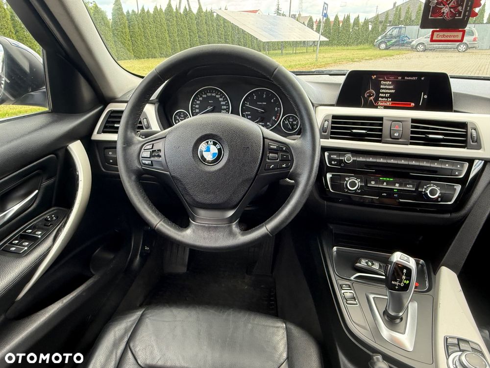 BMW Seria 3 - 36