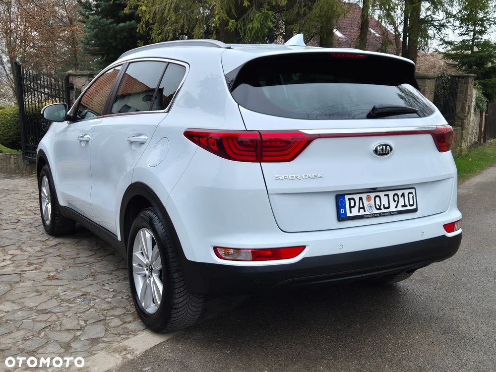 Kia Sportage 1.6 GDI 2WD Black Edition - 16