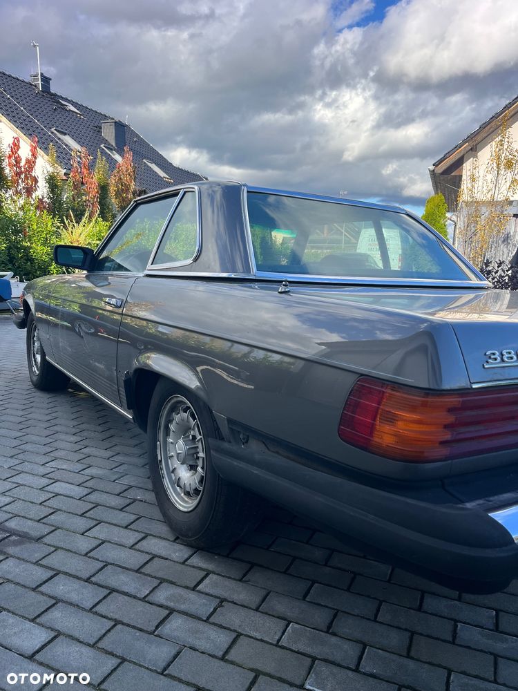 Mercedes-Benz SL - 7