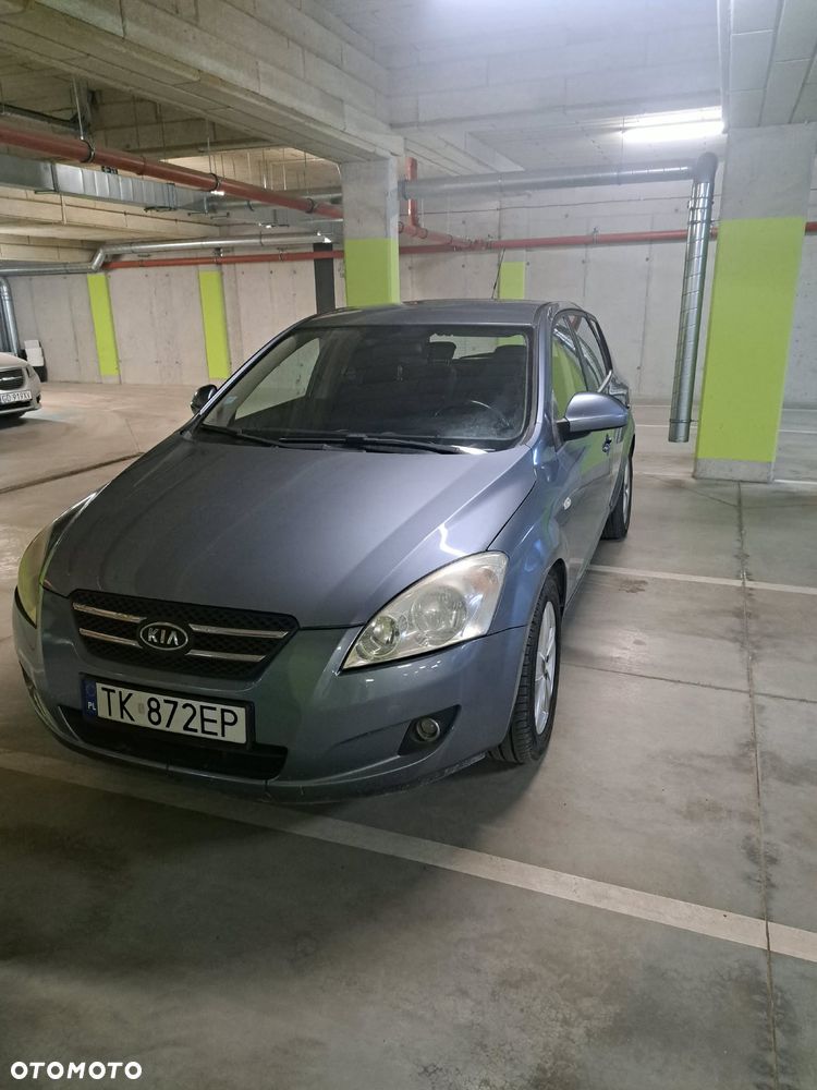 Kia Ceed 1.6 CRDi 90 Vision - 5