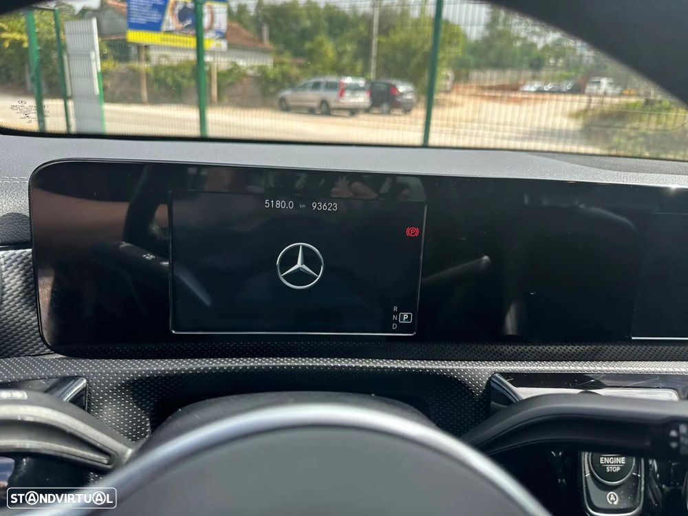 Mercedes-Benz CLA 180 - 25