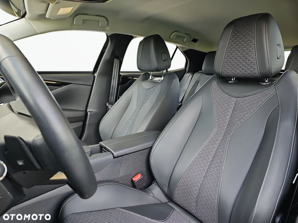 DS Automobiles DS 4 1.2 PureTech Cross Trocadero - 13