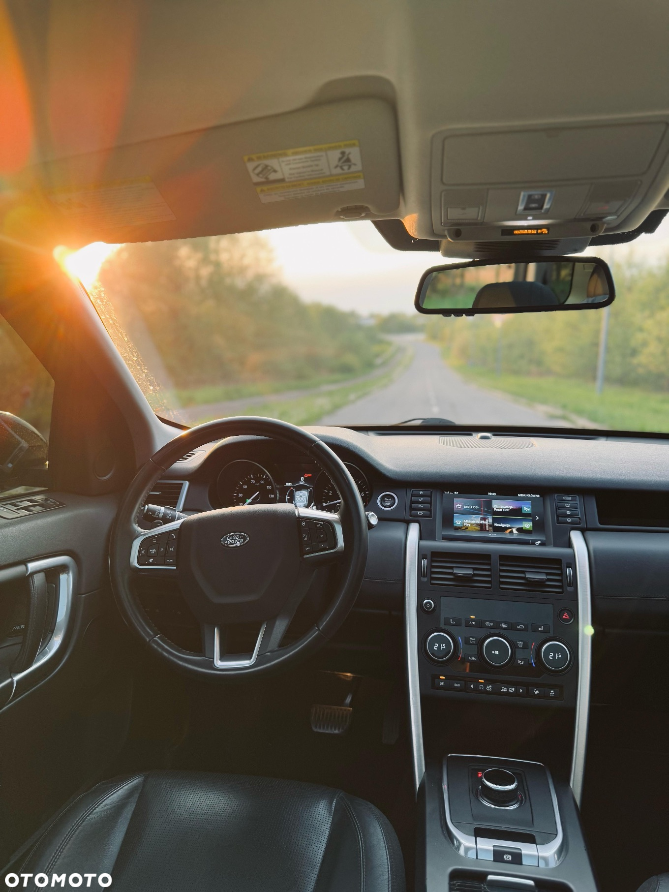 Land Rover Discovery Sport 2.0 Si4 HSE Luxury - 15